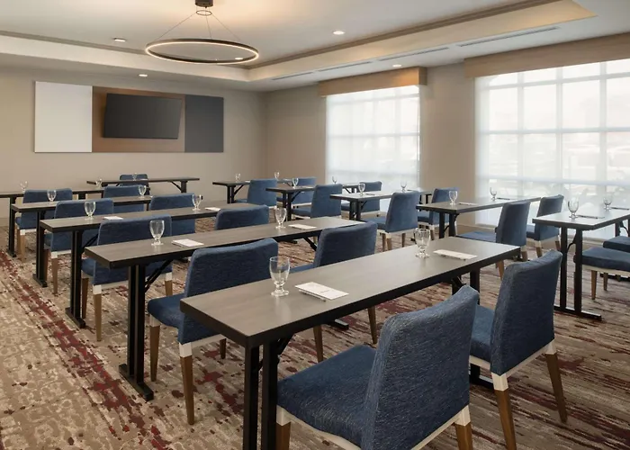 Hilton Garden Inn Fontana