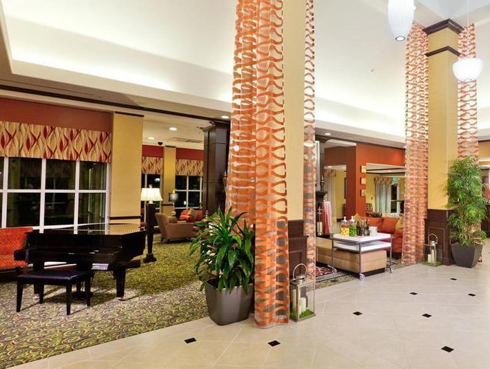 Hilton Garden Hotel 3*