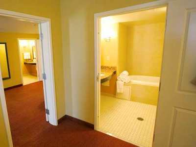 Hilton Garden Hotel 3*