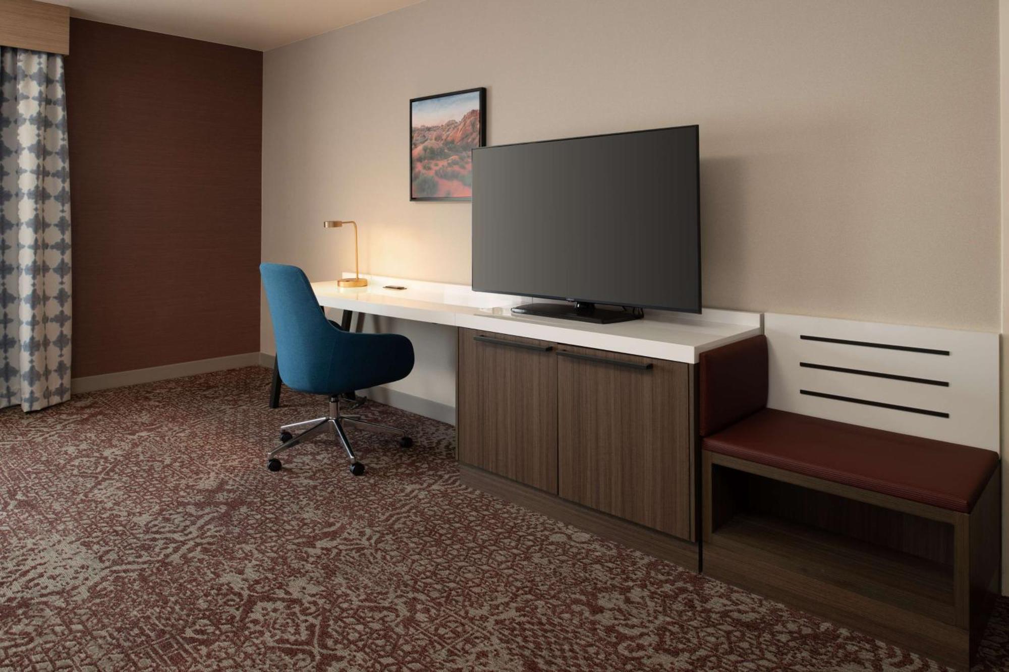 Hotel Hilton Garden 3*