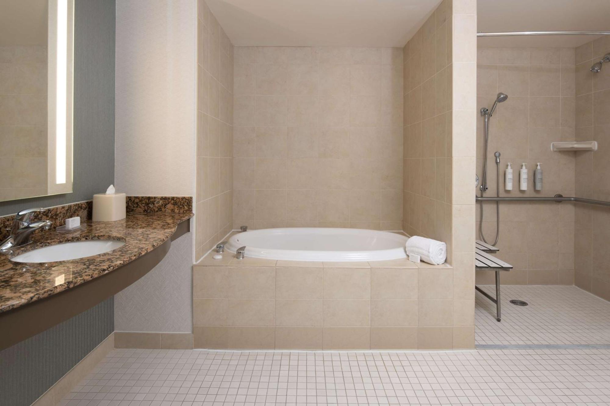 Hotel Hilton Garden 3*