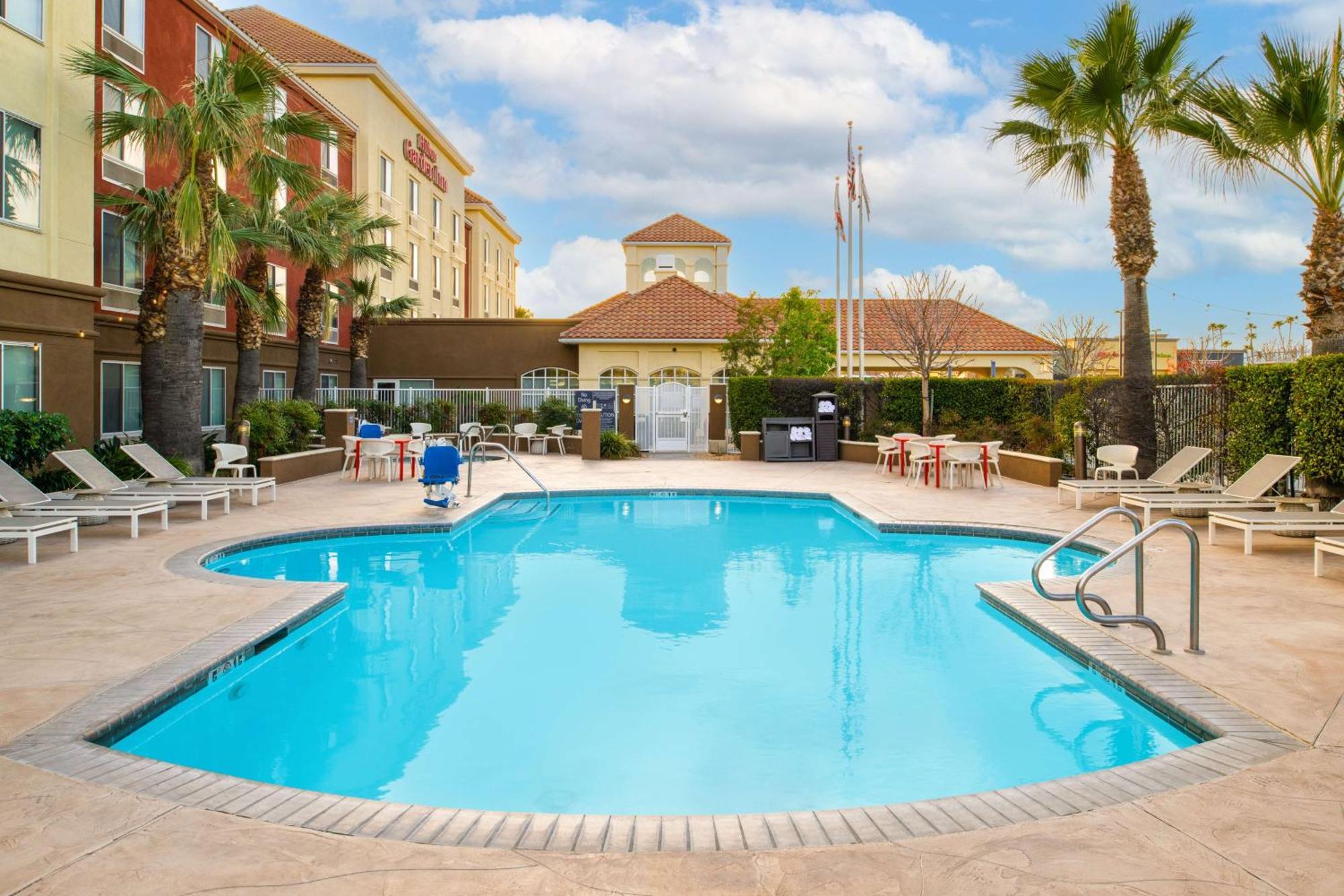 Hilton Garden