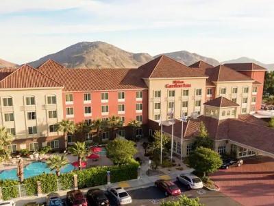Hilton Garden 3* Fontana
