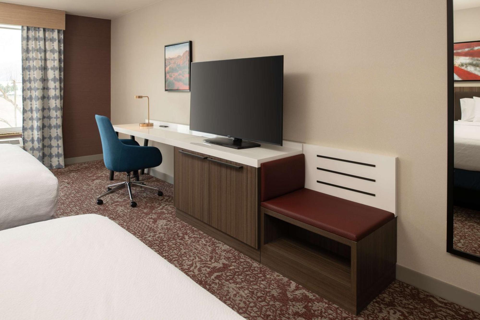 Hotel Hilton Garden Fontana