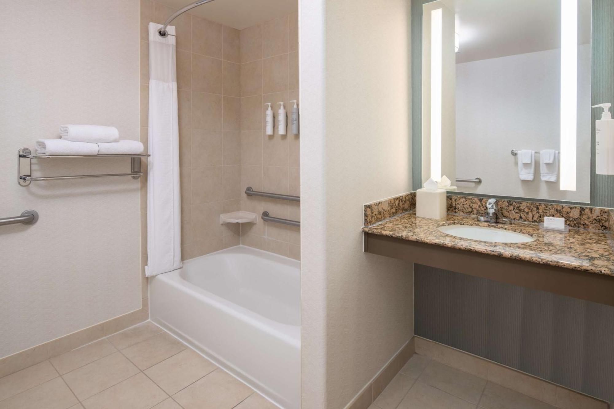 Hilton Garden Fontana